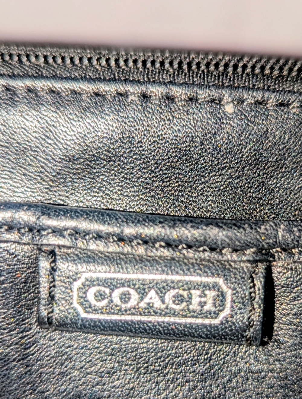 Coach Black Leather Wristlet Clutch with Logo Charm - Picture 4 of 9